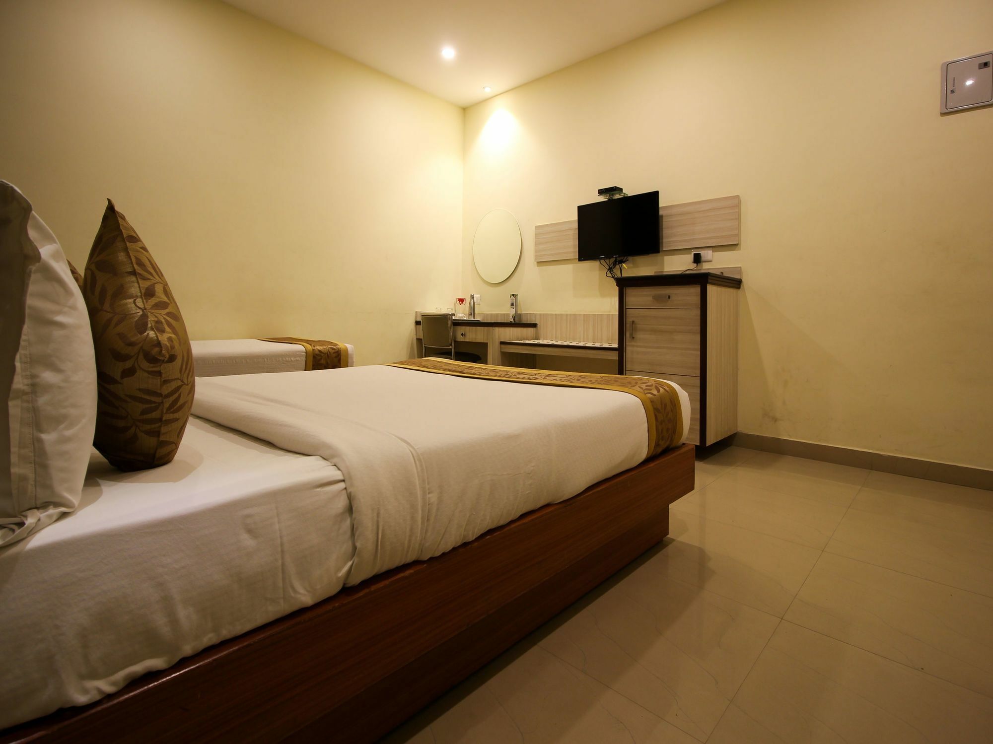Oyo 6960 Kengeri Hotel Bangalore Exterior photo
