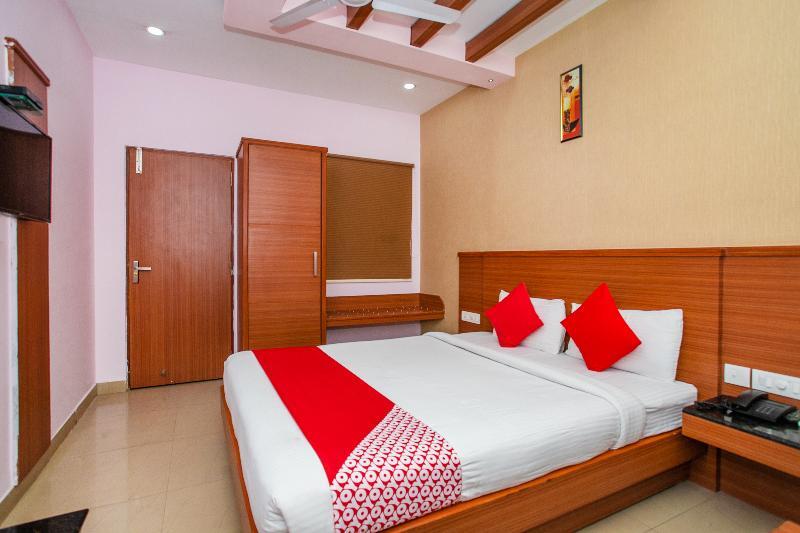 Oyo 6960 Kengeri Hotel Bangalore Exterior photo